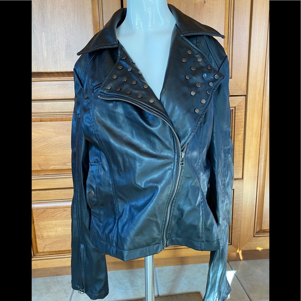 💖2 for $20 - Faux Leather Coat